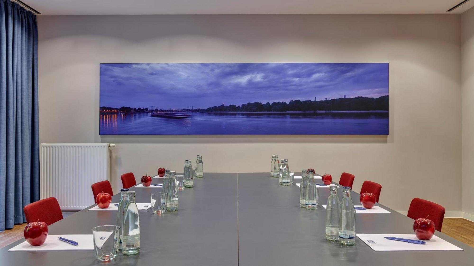 Hotel Express Muelheim By Ihg Keulen